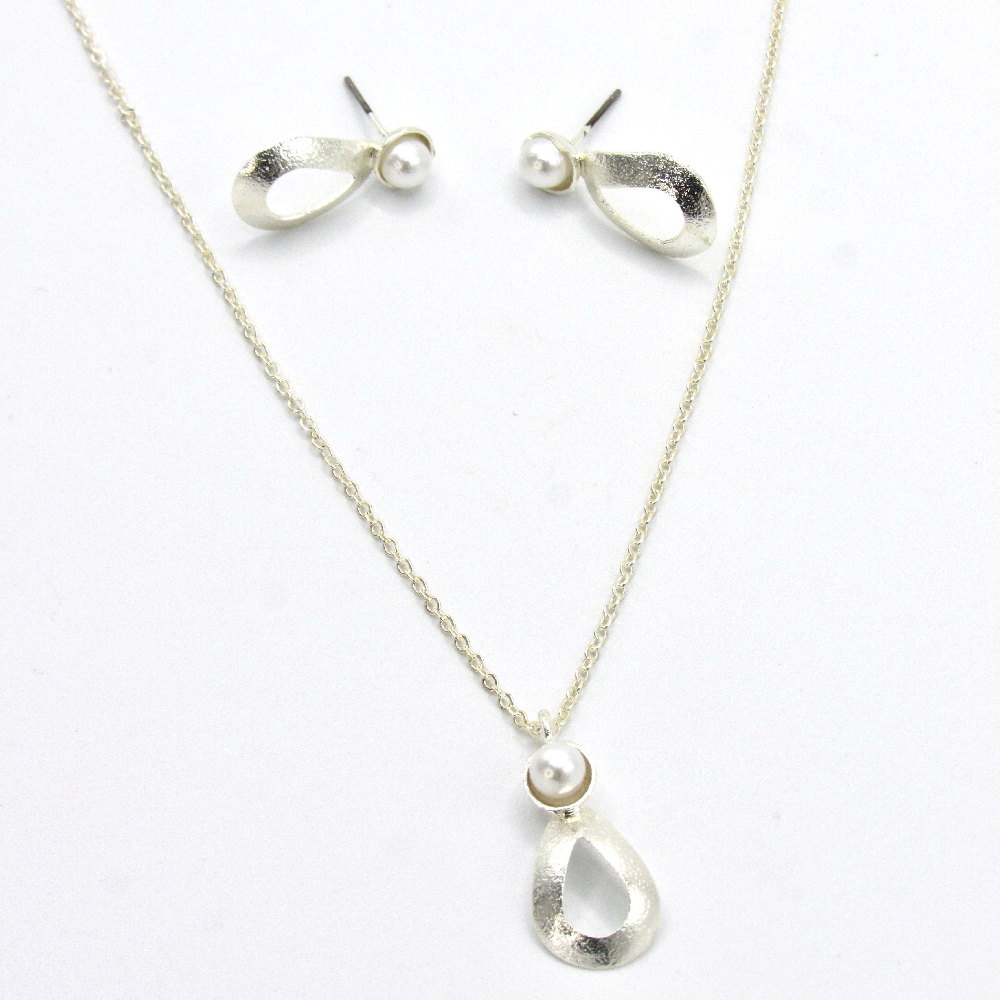 Set Collar Aretes Gota Perla Plateado