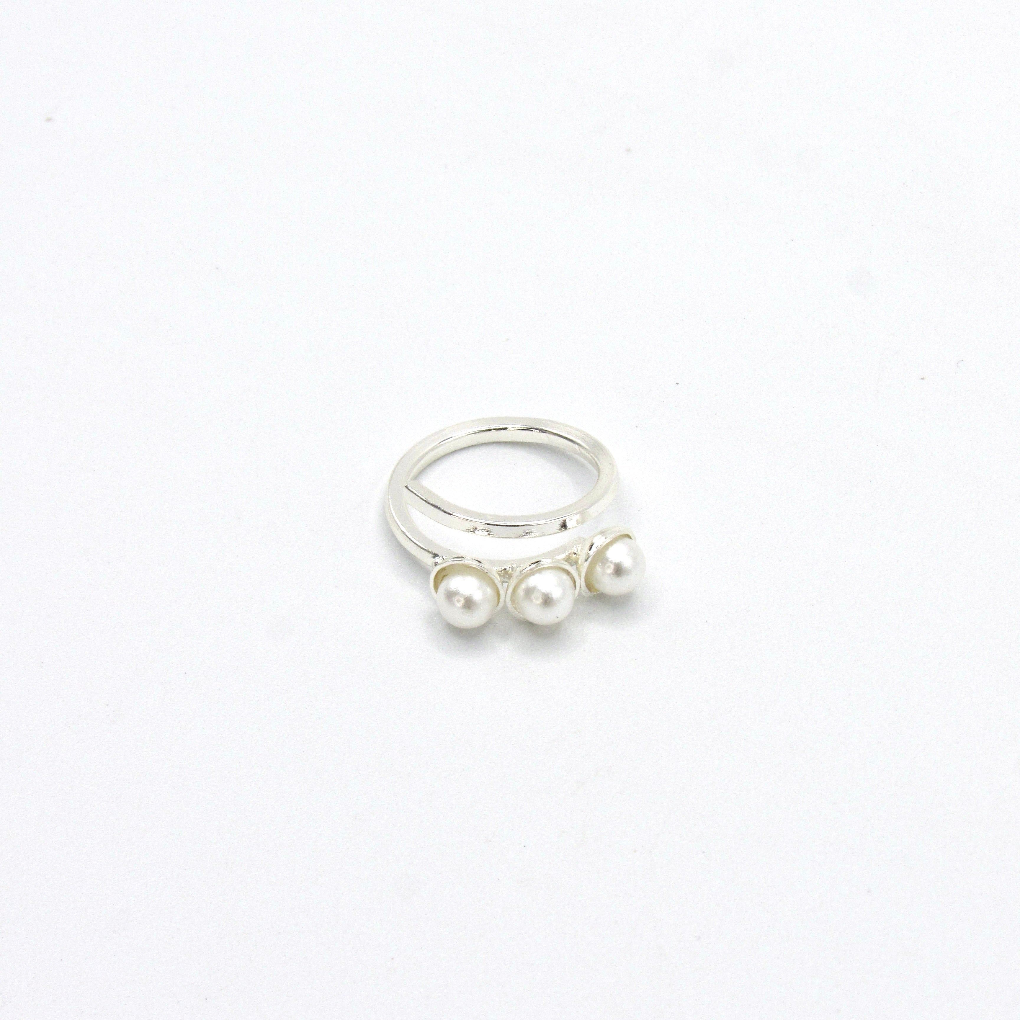 Anillo Triple Perla Espiral Plateado Madres