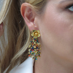 Aretes Flores Tejido Dorado-Multicolor