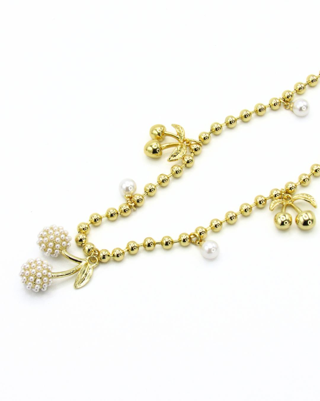 Collar Cerezas Doradas Con Perlas