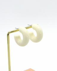 Aretes Candongas Resina Beige Marmoleadas