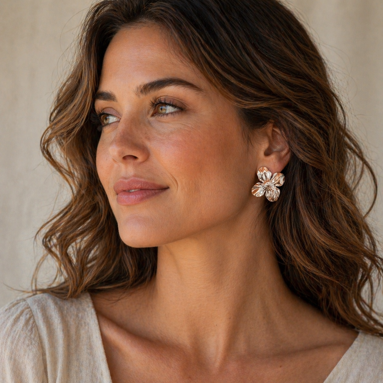 Aretes Maxi Topos flor Plateado - Bambú Rosa Joyas y Accesorios 