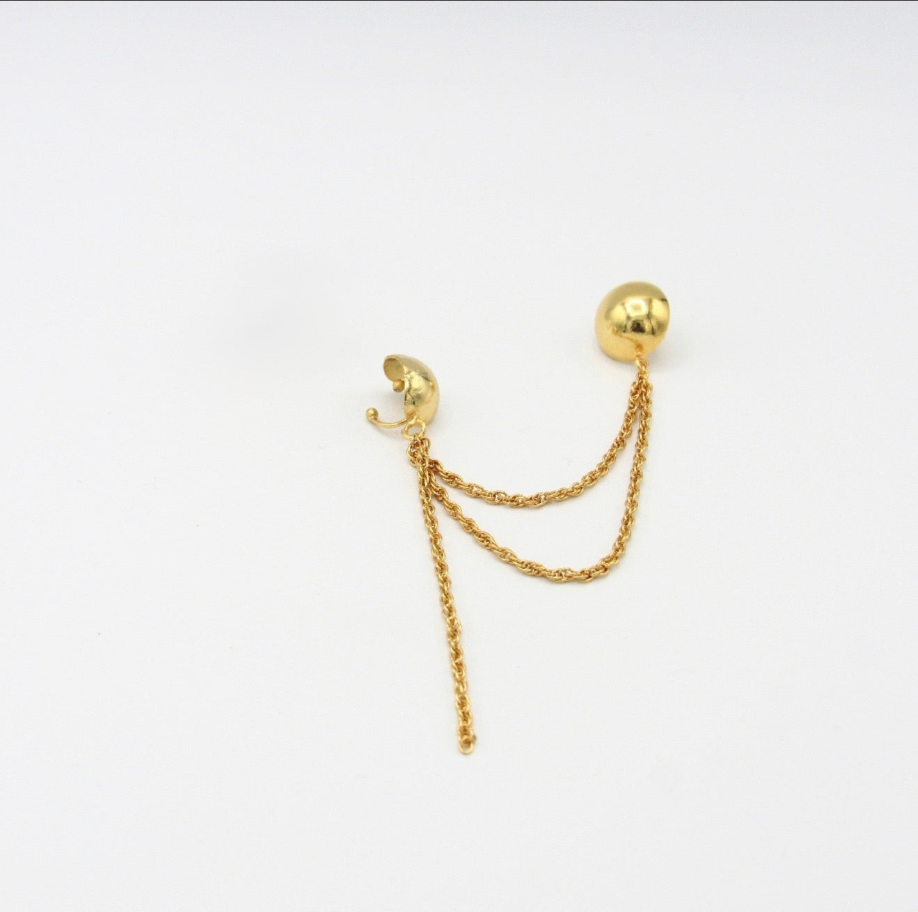 Earcuff Cadenas Doble Óvalos Dorados - Bambú Rosa Joyas y Accesorios 
