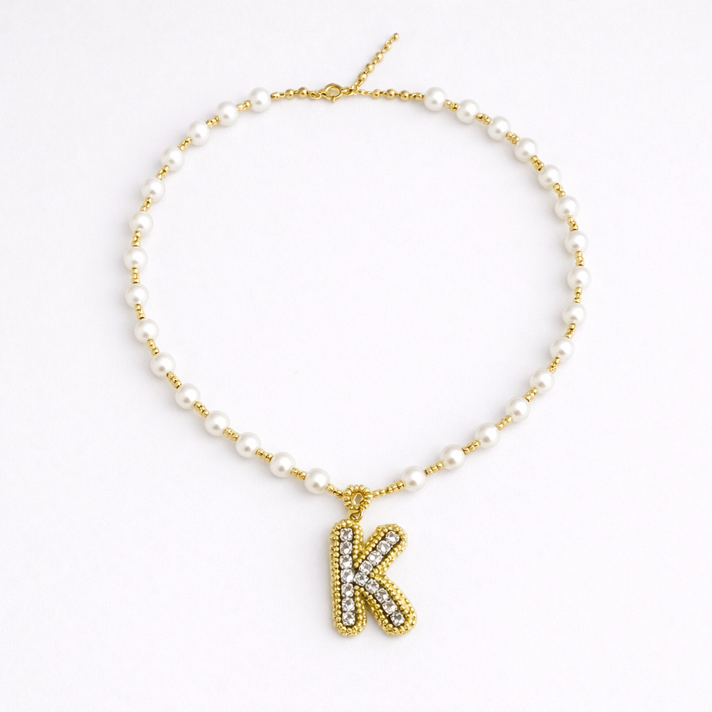 Collar Inicial tejida dorado - Bambú Rosa Joyas y Accesorios 