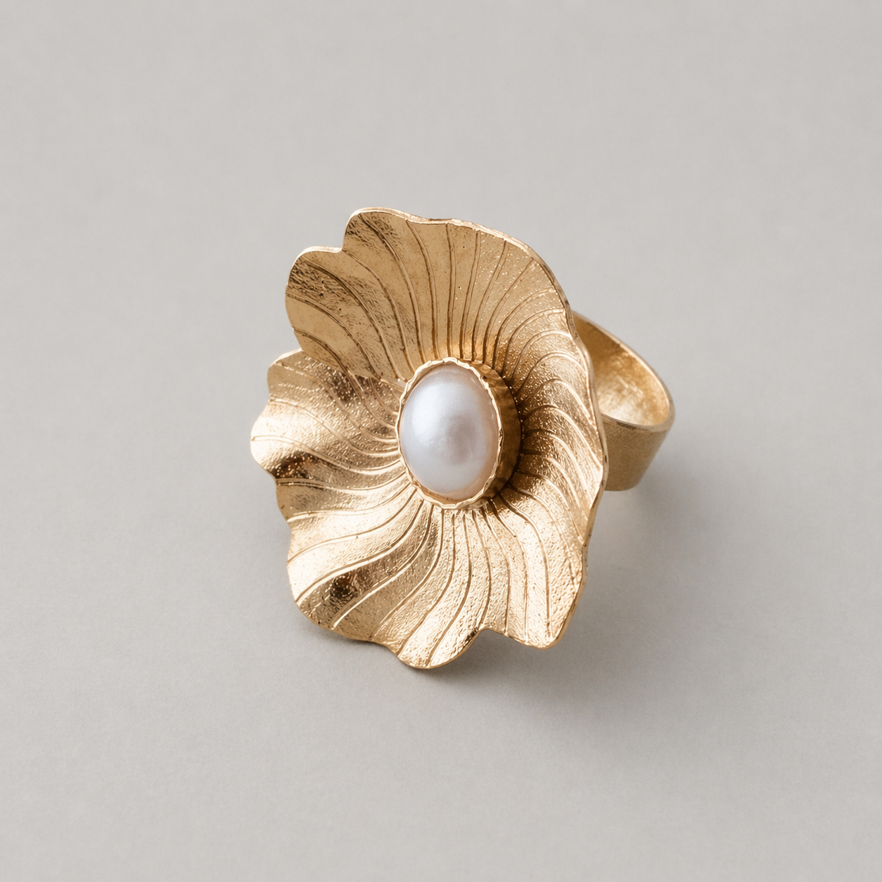 Anillo flor perla florecer - Bambú Rosa Joyas y Accesorios 