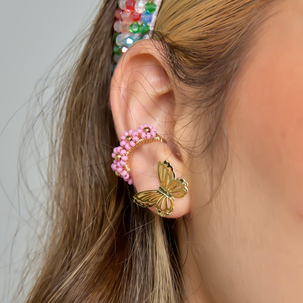 Ear Cuff Flores Rosadas Entorchado Dorado