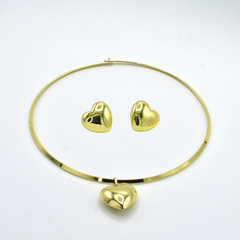 Set Collar Y Aretes Corazones Madre Dorado