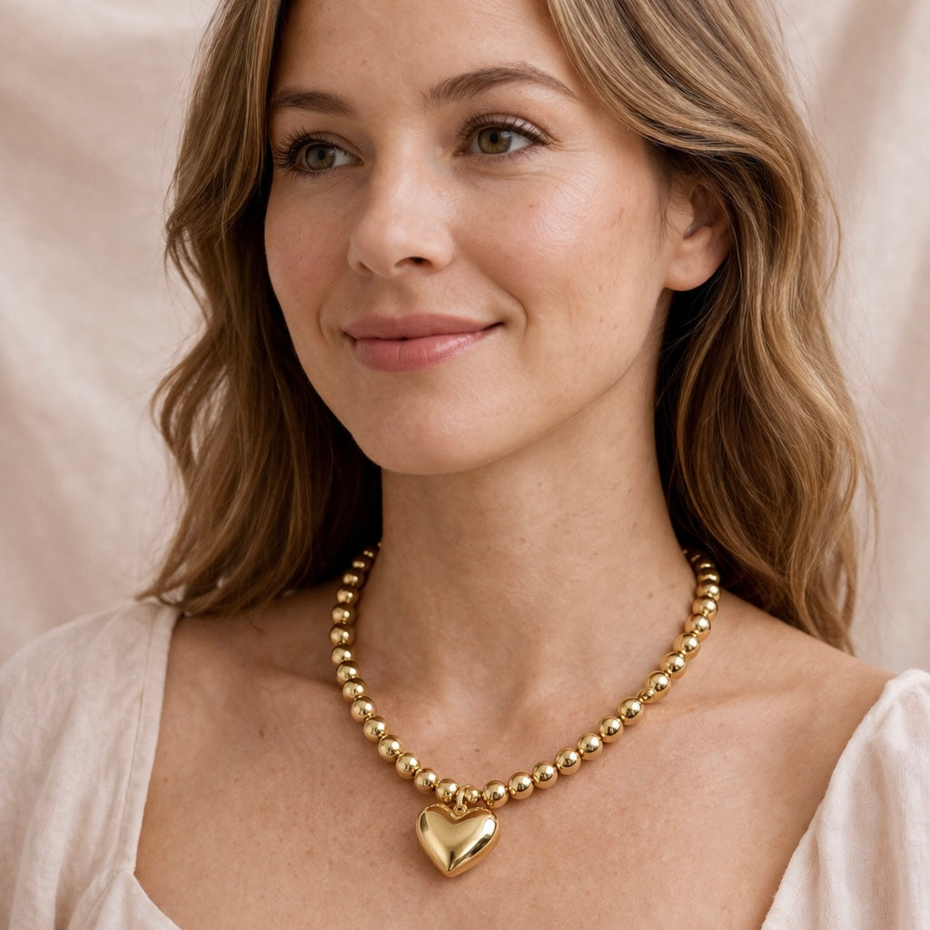 Collar Esferas Y Corazon Maxi Dorado - Bambú Rosa Joyas y Accesorios 
