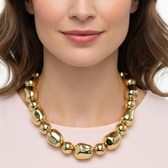 Collar Maxi Esferas Irregular Dorado