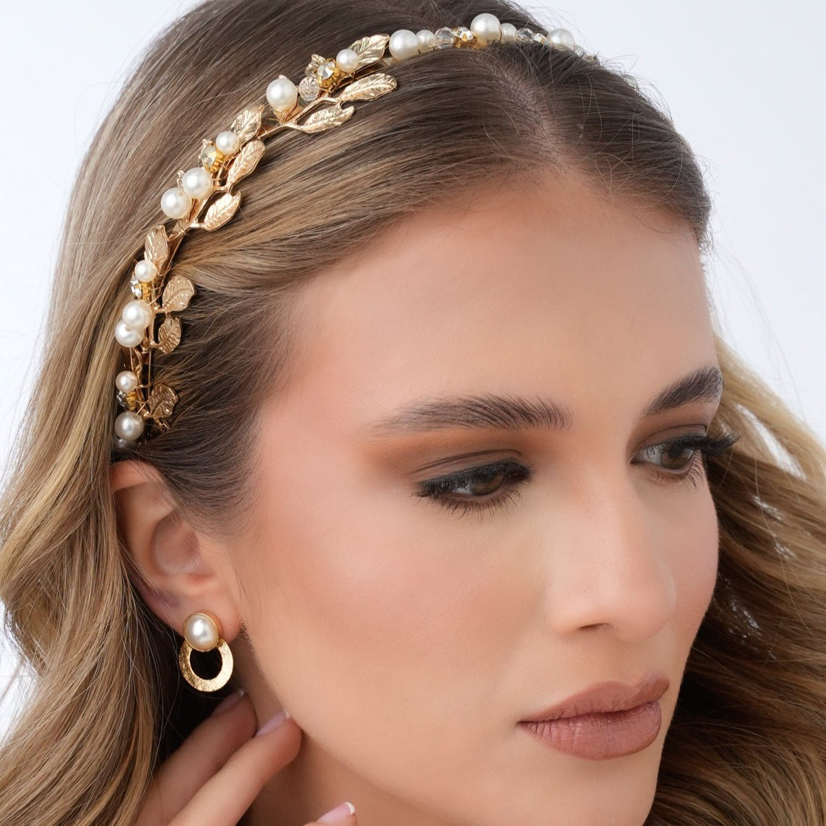 Diadema Perlas Cristal Botánica Dorada - Bambú Rosa Joyas y Accesorios 