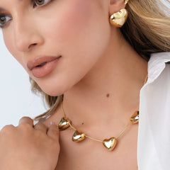 Collar Corazones Esencial Dorado