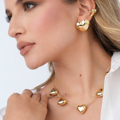 Collar Corazones Esencial Dorado