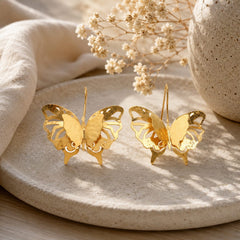 Aretes Gancho Mariposas Musa Doradas