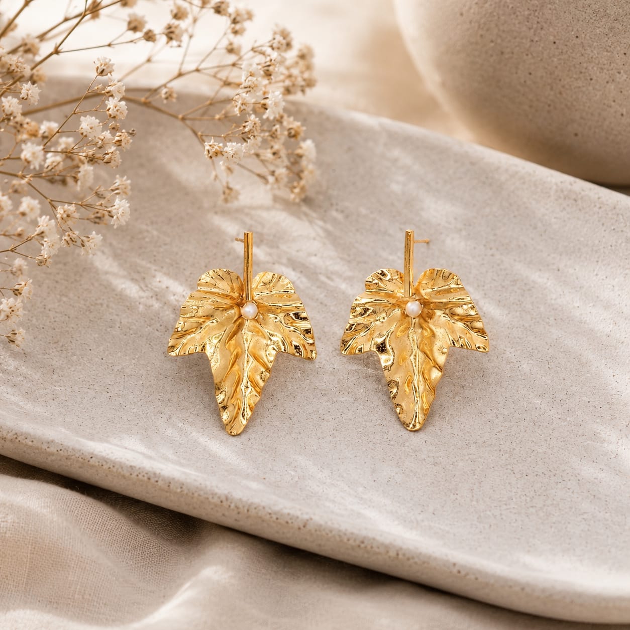 Arete Largo Otoño Perla Dorado - Bambú Rosa Joyas y Accesorios 
