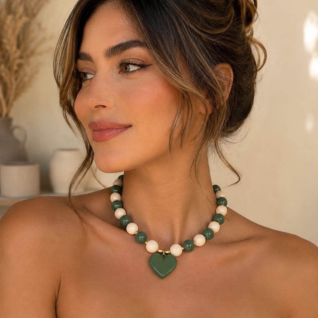 Maxi Collar Piedras Corazón Verde Aura