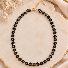 Collar Choker Mostacilla Flores Negro Dorado Aura