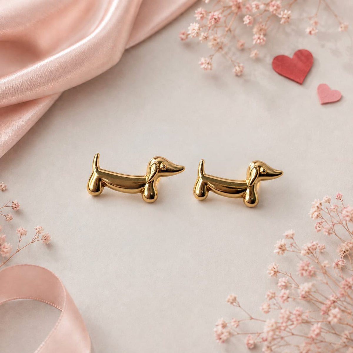 Aretes Topos Perro Salchicha Dorado Amaré