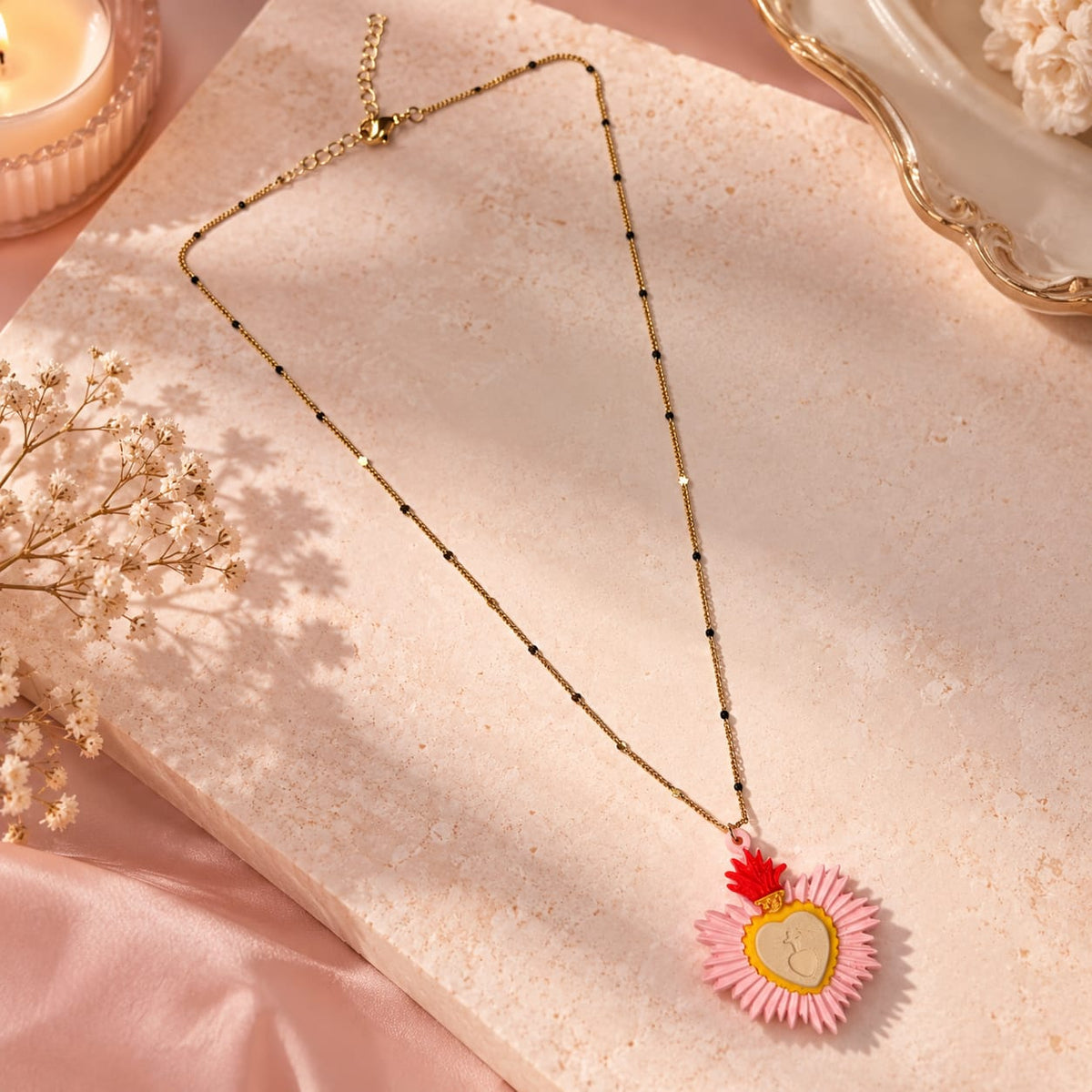 Collar Cadena Dije Sagrado Corazón Rosado Dorado Creer