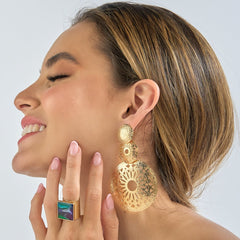 Aretes Bolas Semillas Triple Dorado - Bambú Rosa Joyas y Accesorios 