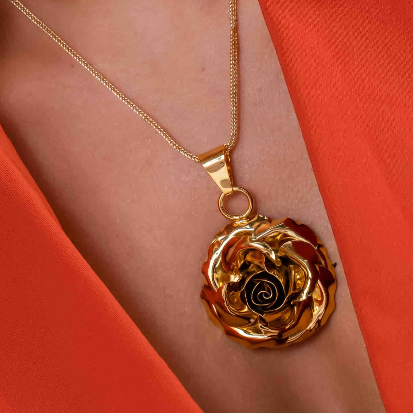 Collar Rosa Dorado - Bambú Rosa Joyas y Accesorios 