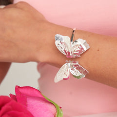 Pulsera Aro Doble Mariposa Calada Plateada - Bambú Rosa Joyas y Accesorios 