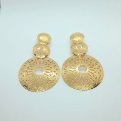 Aretes Bolas Semillas Triple Dorado - Bambú Rosa Joyas y Accesorios 